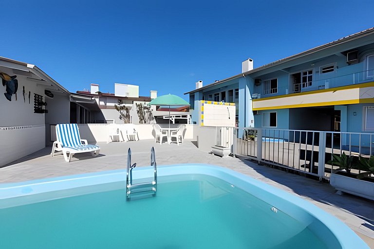 Apto Térreo no centro de Garopaba