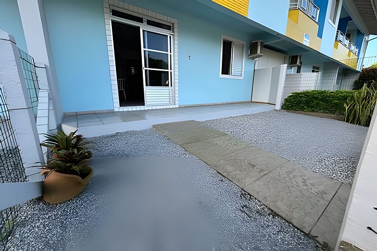 Apto Térreo no centro de Garopaba