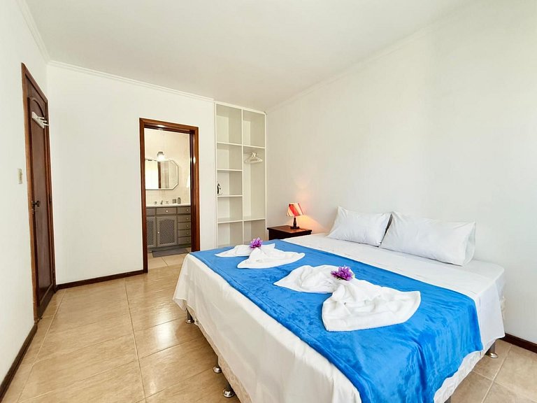 Casa à beira mar na Praia da Villa