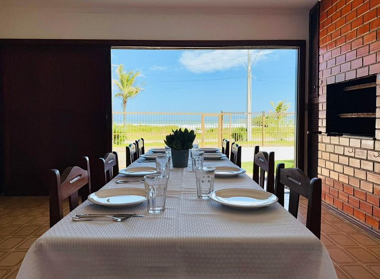 Casa à beira mar na Praia da Villa